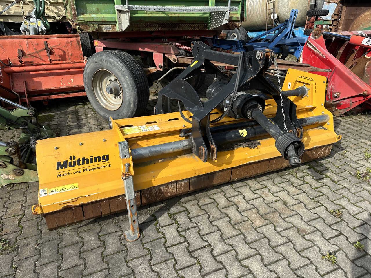 Müthing MU-M 280-41-02VE Vario - Косарка-подрібнювач: фото 1 Müthing MU-M 280-41-02VE Vario - Косарка-подрібнювач: фото 1