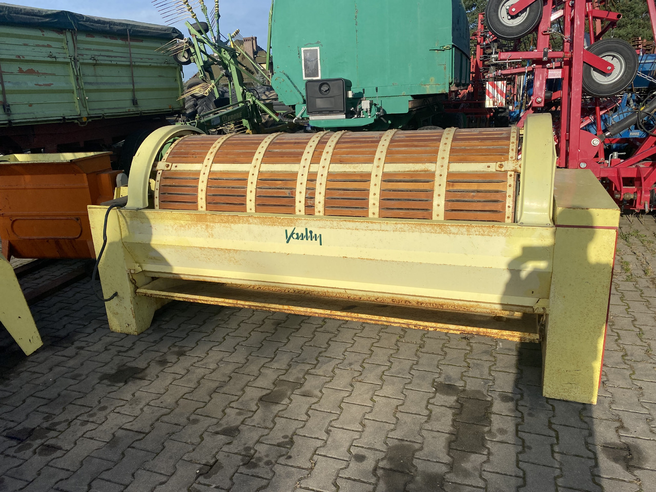 Vaslin Veritas 12 HL - Обладнання для післязбиральної обробки: фото 1 Vaslin Veritas 12 HL - Обладнання для післязбиральної обробки: фото 1