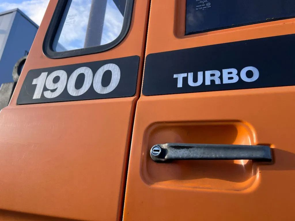DAF 1900 TURBO 4X4 HOOKLIFT - Гаковий мультиліфт вантажівка: фото 4 DAF 1900 TURBO 4X4 HOOKLIFT - Гаковий мультиліфт вантажівка: фото 4