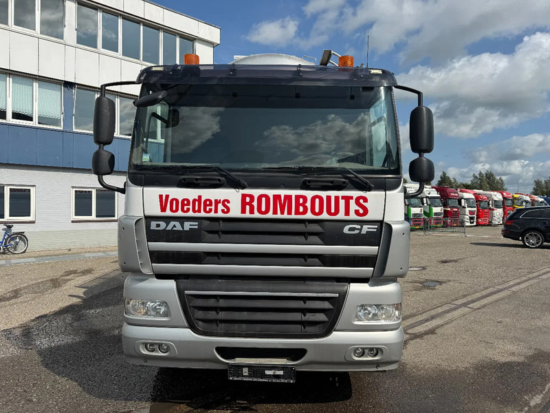 DAF CF 85.360 8X2 EURO 5 + TANK 32.700 LITER - LAMBRECHT - Вантажівка цистерна: фото 2 DAF CF 85.360 8X2 EURO 5 + TANK 32.700 LITER - LAMBRECHT - Вантажівка цистерна: фото 2