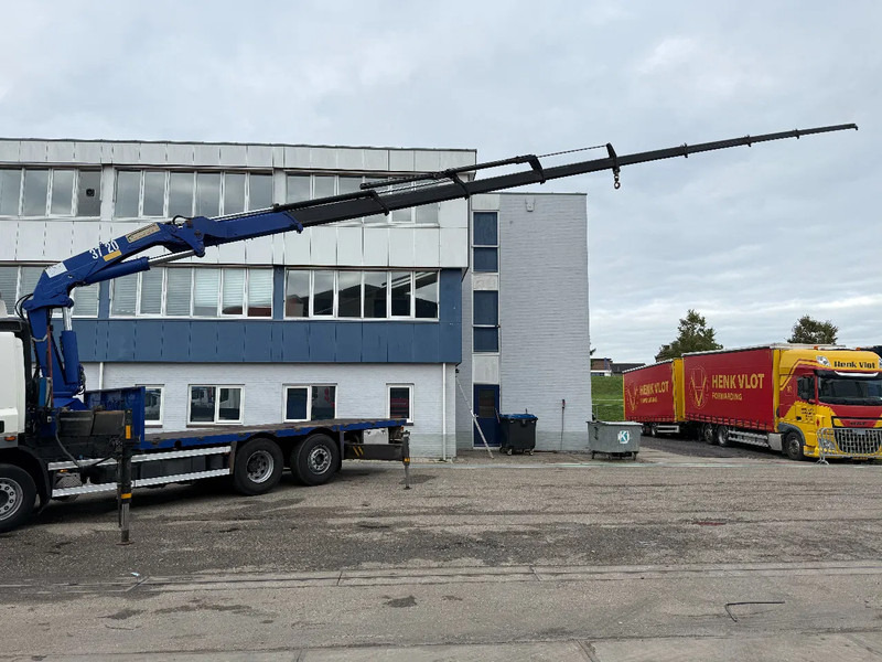 DAF CF 85 6X2 EURO 5 + HMF 37 TON/M + REMOTE CONTROL - Бортова вантажівка/ Платформа, Вантажівка з маніпулятором: фото 4 DAF CF 85 6X2 EURO 5 + HMF 37 TON/M + REMOTE CONTROL - Бортова вантажівка/ Платформа, Вантажівка з маніпулятором: фото 4