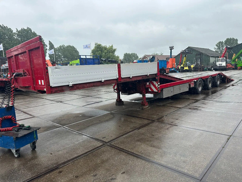 Diversen LAST AXLE STEERING, REMOTE CONTROLE, DOUBLE HYDRAULIC RAMPS - Низькорамна платформа напівпричіп: фото 5 Diversen LAST AXLE STEERING, REMOTE CONTROLE, DOUBLE HYDRAULIC RAMPS - Низькорамна платформа напівпричіп: фото 5