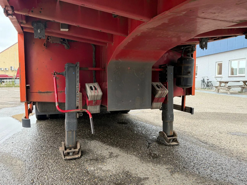 Низькорамна платформа напівпричіп ES-GE 2 AXLE STEERING,, 5 M EXTENDABLE, TUV TILL 206-06-2026: фото 14 Низькорамна платформа напівпричіп ES-GE 2 AXLE STEERING,, 5 M EXTENDABLE, TUV TILL 206-06-2026: фото 14