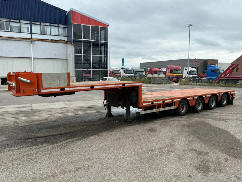 Низькорамна платформа напівпричіп ES-GE 2 AXLE STEERING,, 5 M EXTENDABLE, TUV TILL 206-06-2026: фото 6 Низькорамна платформа напівпричіп ES-GE 2 AXLE STEERING,, 5 M EXTENDABLE, TUV TILL 206-06-2026: фото 6