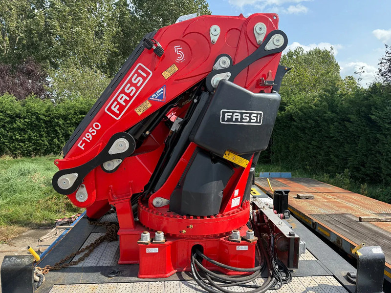 FASSI 8 x HYDR + 3 X MANUEL, REMOTE CONTROLE, WINCH 5630 KG, WITH SEPARATE BOX WITH HYDROVEN POWERPACK 30KW AND OIL TANK. F1950RAF 2. - Стріла: фото 2 FASSI 8 x HYDR + 3 X MANUEL, REMOTE CONTROLE, WINCH 5630 KG, WITH SEPARATE BOX WITH HYDROVEN POWERPACK 30KW AND OIL TANK. F1950RAF 2. - Стріла: фото 2