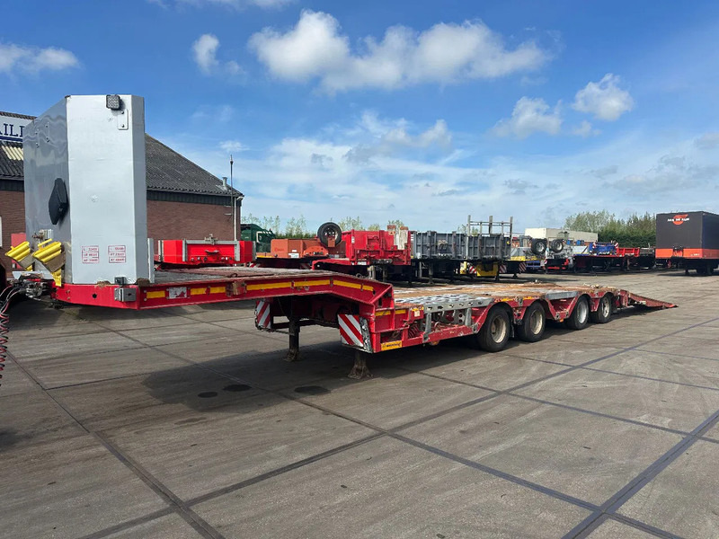 Faymonville F-S44-1AAA 4 AXLE, 2 STEERING AXLE, 7.9 METER EXTENADABLE DOUBLE RAMPS - Низькорамна платформа напівпричіп: фото 5 Faymonville F-S44-1AAA 4 AXLE, 2 STEERING AXLE, 7.9 METER EXTENADABLE DOUBLE RAMPS - Низькорамна платформа напівпричіп: фото 5