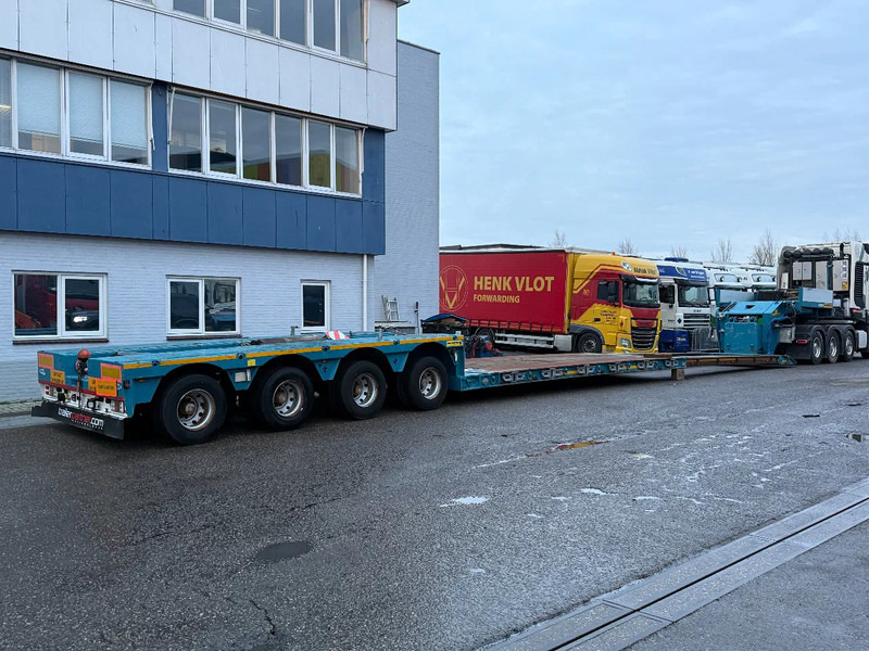 Faymonville STBZ-4VA - EXTENDABLE 5,00 METER - 4 AXLES FORCED STEERING - Низькорамна платформа напівпричіп: фото 2 Faymonville STBZ-4VA - EXTENDABLE 5,00 METER - 4 AXLES FORCED STEERING - Низькорамна платформа напівпричіп: фото 2