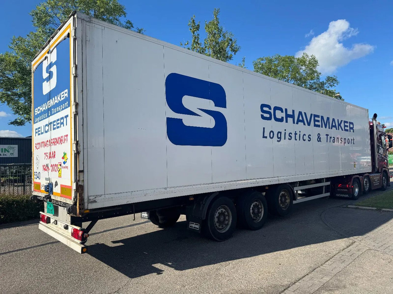 Hertoghs O3 3X SAF AXLE DISK BRAKES TÜV TILL 01- - Закритий кузов напівпричіп: фото 4 Hertoghs O3 3X SAF AXLE DISK BRAKES TÜV TILL 01- - Закритий кузов напівпричіп: фото 4