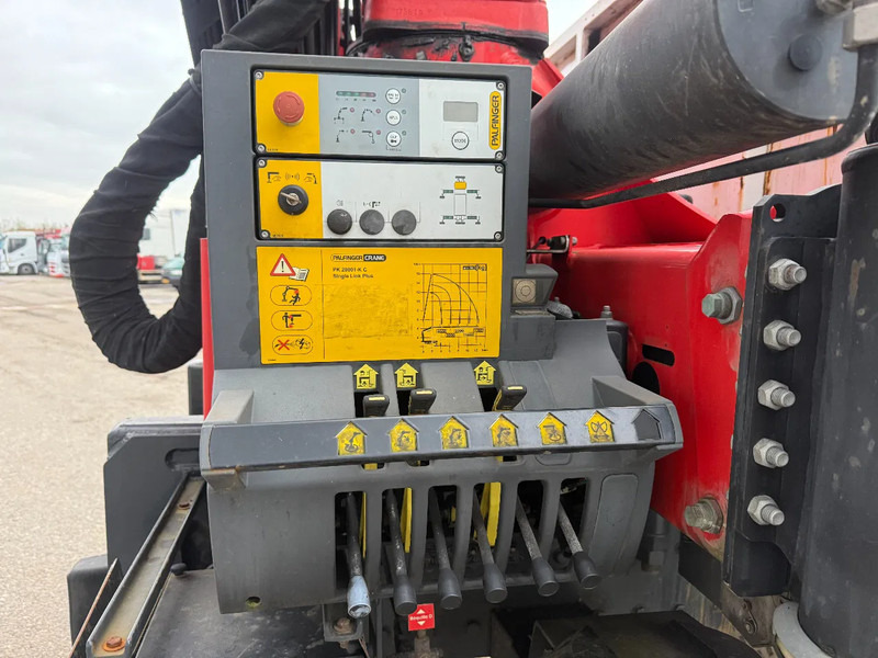 Iveco Trakker 360 6X4 EURO 6 + PALFINGER PK20001K + REMOTE CONTROL в лізинг Iveco Trakker 360 6X4 EURO 6 + PALFINGER PK20001K + REMOTE CONTROL: фото 9