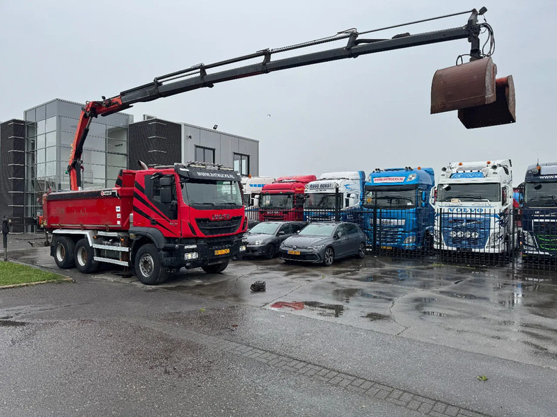 Iveco Trakker 500 6X4 EURO 6 KIPPER + PALFINGER PK18002 FULL STEEL - Самоскид вантажівка, Вантажівка з маніпулятором: фото 3 Iveco Trakker 500 6X4 EURO 6 KIPPER + PALFINGER PK18002 FULL STEEL - Самоскид вантажівка, Вантажівка з маніпулятором: фото 3