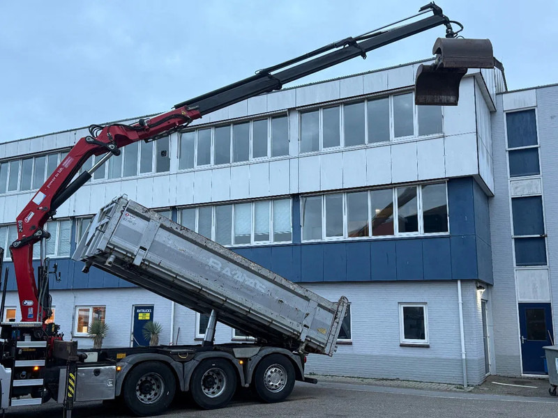 MAN TGS 35.480 8X4 + HMF 2420-K3 REMOTE + TIPPER - Вантажівка з маніпулятором: фото 3 MAN TGS 35.480 8X4 + HMF 2420-K3 REMOTE + TIPPER - Вантажівка з маніпулятором: фото 3