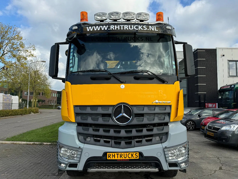 Самоскид вантажівка, Вантажівка з маніпулятором Mercedes-Benz Arocs 4448 8X4 + EURO 6 + FASSI F315 + REMOTE + KIPPER + STEERING AXLE: фото 19