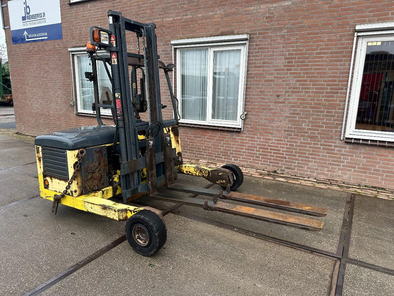 Moffett M4 25.3 2,5 TON SIDESHIFT DIESEL MEENEEMHEFTRUCK - Мобільний вилковий навантажувач: фото 5 Moffett M4 25.3 2,5 TON SIDESHIFT DIESEL MEENEEMHEFTRUCK - Мобільний вилковий навантажувач: фото 5