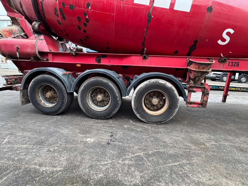 Müller-Mitteltal SF 37,5 BM LIEBHERR MIXER 3X BPW AXLE WATER TANK DEUT MOTOR - Напівпричіп бетонозмішувач: фото 4 Müller-Mitteltal SF 37,5 BM LIEBHERR MIXER 3X BPW AXLE WATER TANK DEUT MOTOR - Напівпричіп бетонозмішувач: фото 4