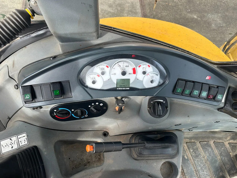 Екскаватор-навантажувач New Holland LB115B, CE, 240 MM MULTI PURPOSE LOADER BUCKET, 800 MM BACHOE DIGGING BUCKET, FLIP OVER FORKS, AIR CONDITIONER: фото 16