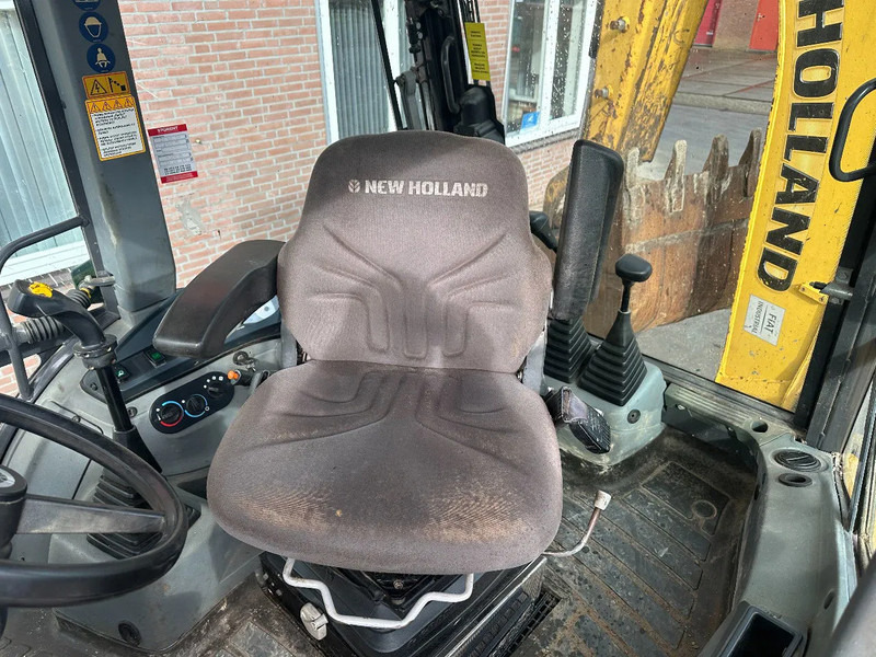Екскаватор-навантажувач New Holland LB115B, CE, 240 MM MULTI PURPOSE LOADER BUCKET, 800 MM BACHOE DIGGING BUCKET, FLIP OVER FORKS, AIR CONDITIONER: фото 15