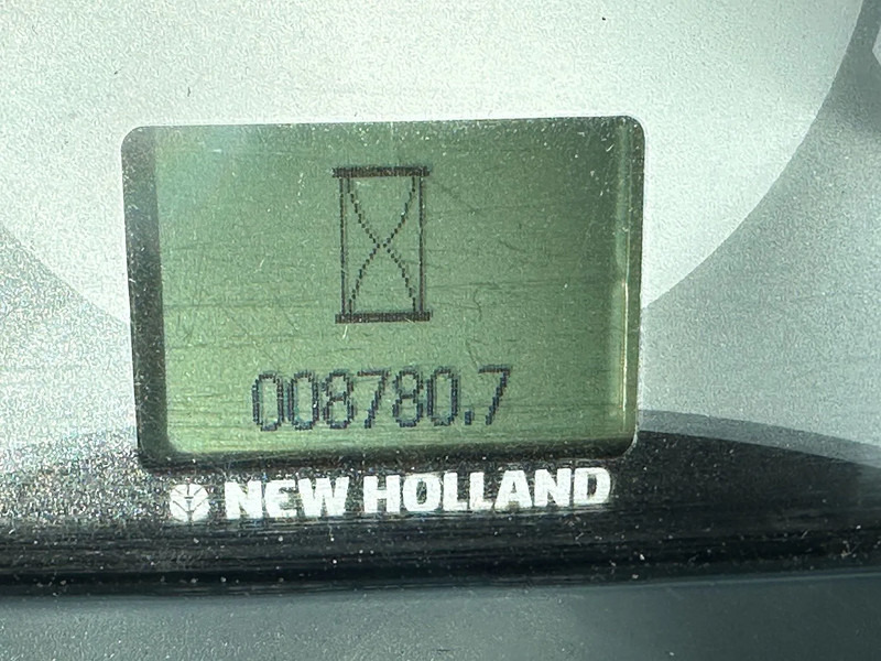 Екскаватор-навантажувач New Holland LB115B, CE, 240 MM MULTI PURPOSE LOADER BUCKET, 800 MM BACHOE DIGGING BUCKET, FLIP OVER FORKS, AIR CONDITIONER: фото 19