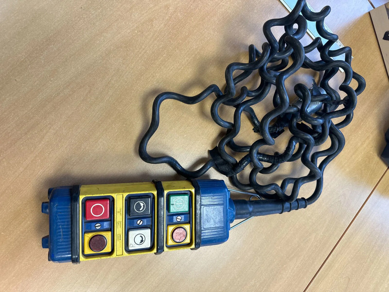 Nooteboom MCO-48-03V/L, 3 AXLE STEERINGDUBBLE EXTENDABLE 2 X 5,5 METER - Низькорамна платформа напівпричіп: фото 5 Nooteboom MCO-48-03V/L, 3 AXLE STEERINGDUBBLE EXTENDABLE 2 X 5,5 METER - Низькорамна платформа напівпричіп: фото 5