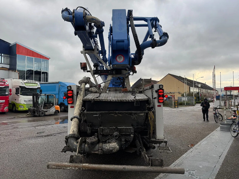 Scania G490 8X4 SCHWING S 47 R + REMOTE CONTROL HUB REDUCTION - Автобетононасос: фото 5 Scania G490 8X4 SCHWING S 47 R + REMOTE CONTROL HUB REDUCTION - Автобетононасос: фото 5