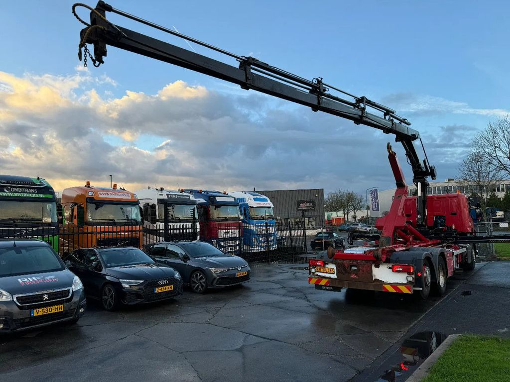 Scania P320 6X2 - EURO 6 + HIAB XS 144 HIPRO + REMOTE + - Гаковий мультиліфт вантажівка, Вантажівка з маніпулятором: фото 4 Scania P320 6X2 - EURO 6 + HIAB XS 144 HIPRO + REMOTE + - Гаковий мультиліфт вантажівка, Вантажівка з маніпулятором: фото 4