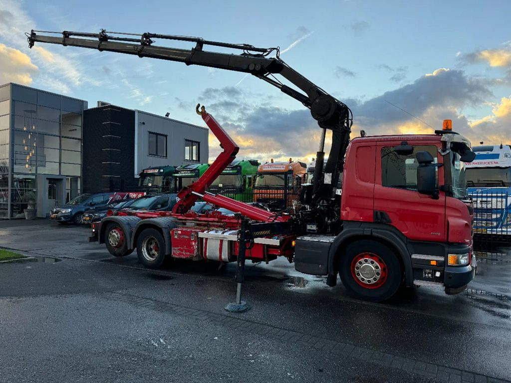Scania P320 6X2 - EURO 6 + HIAB XS 144 HIPRO + REMOTE + - Гаковий мультиліфт вантажівка, Вантажівка з маніпулятором: фото 3 Scania P320 6X2 - EURO 6 + HIAB XS 144 HIPRO + REMOTE + - Гаковий мультиліфт вантажівка, Вантажівка з маніпулятором: фото 3