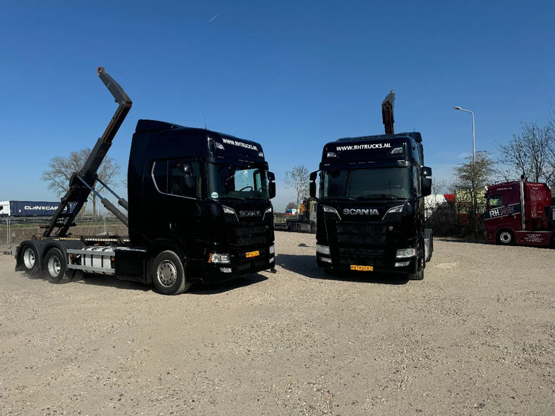 Scania R580 V8 NGS 6X2 EURO 6 VDL 20T HOOK - Гаковий мультиліфт вантажівка: фото 2 Scania R580 V8 NGS 6X2 EURO 6 VDL 20T HOOK - Гаковий мультиліфт вантажівка: фото 2