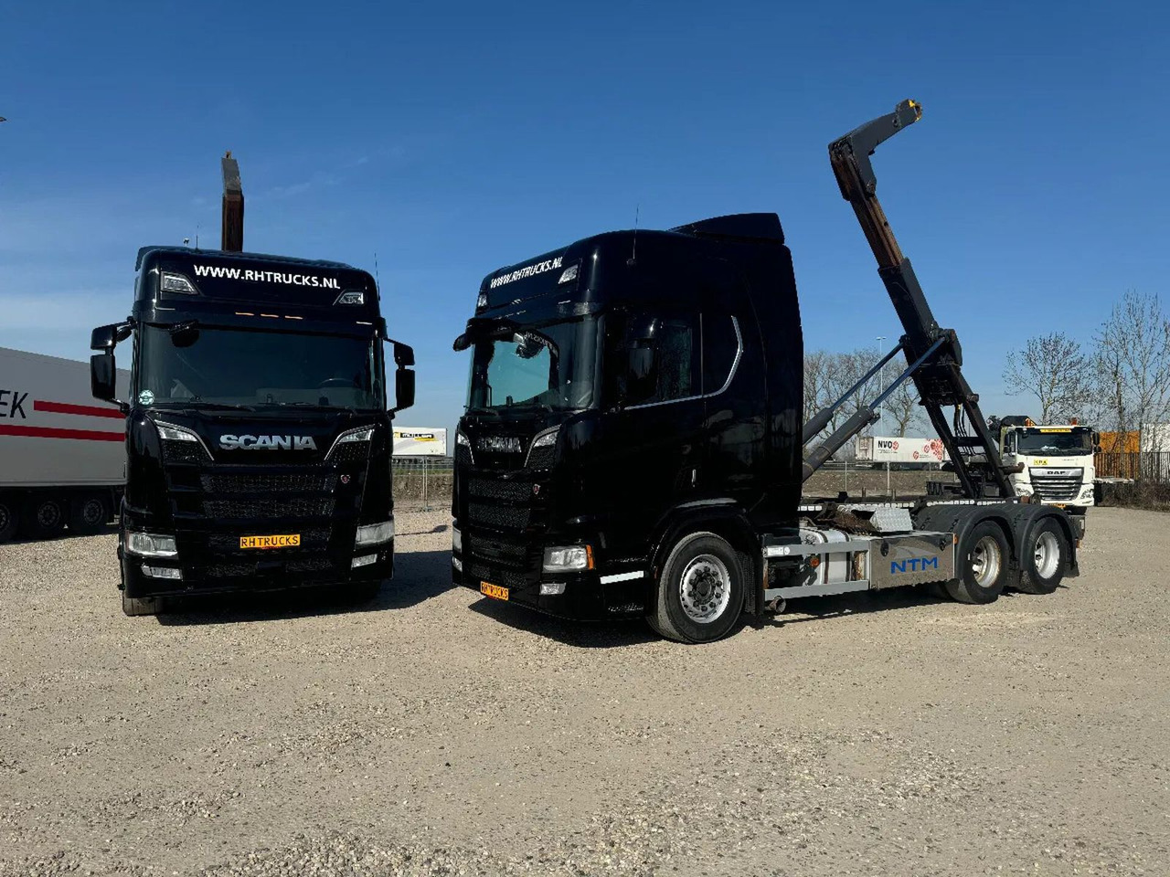 Scania R580 V8 NGS 6X2 EURO 6 VDL 20T HOOK - Гаковий мультиліфт вантажівка: фото 1 Scania R580 V8 NGS 6X2 EURO 6 VDL 20T HOOK - Гаковий мультиліфт вантажівка: фото 1