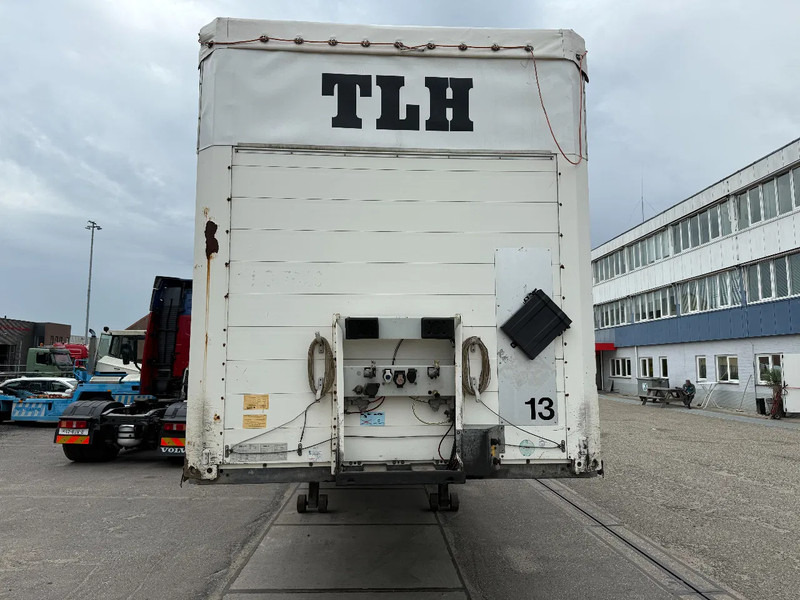 Schmitz Cargobull 3 AXLE - DISC BRAKES + SLIDING ROOF - Тентований напівпричіп: фото 2 Schmitz Cargobull 3 AXLE - DISC BRAKES + SLIDING ROOF - Тентований напівпричіп: фото 2
