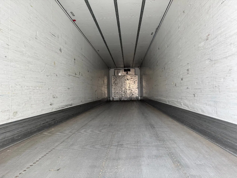 Рефрижератор напівпричіп Schmitz Cargobull SKO 24 + THERMO KING SLX 300 D/E TÜV TILL 02-2026: фото 11 Рефрижератор напівпричіп Schmitz Cargobull SKO 24 + THERMO KING SLX 300 D/E TÜV TILL 02-2026: фото 11