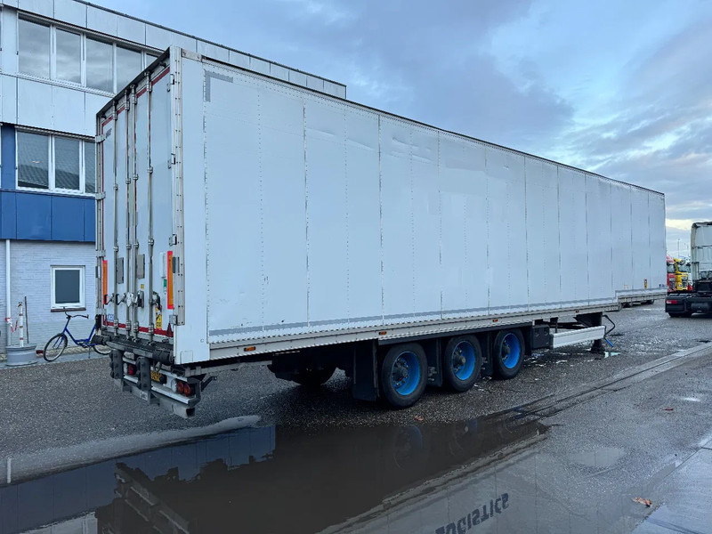 Talson F1227 CT-03 ROLLENBAAN 3X BPW AXLE DAMAGED - Закритий кузов напівпричіп: фото 3 Talson F1227 CT-03 ROLLENBAAN 3X BPW AXLE DAMAGED - Закритий кузов напівпричіп: фото 3