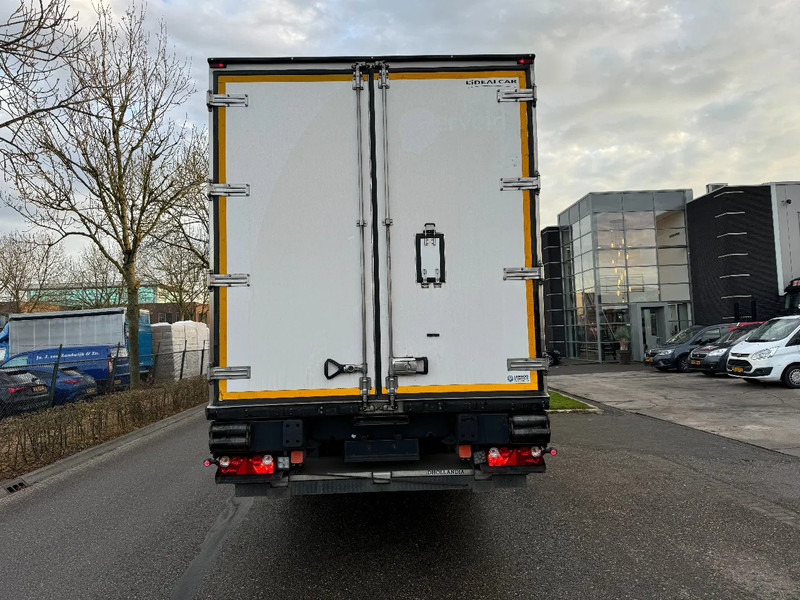 Tecnokar CARRIER VECTOR 1550 3X SAF AXLE - Рефрижератор напівпричіп: фото 4 Tecnokar CARRIER VECTOR 1550 3X SAF AXLE - Рефрижератор напівпричіп: фото 4