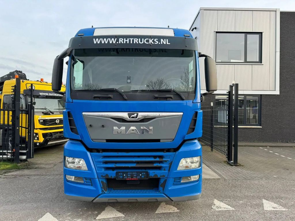 MAN TGX 26.460 6X2 EURO 6 - Тягач: фото 2 MAN TGX 26.460 6X2 EURO 6 - Тягач: фото 2