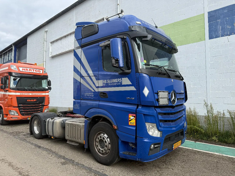 Mercedes-Benz Actros 1845 4X2 EURO 6 - ENGINE BROKEN - Тягач: фото 3 Mercedes-Benz Actros 1845 4X2 EURO 6 - ENGINE BROKEN - Тягач: фото 3