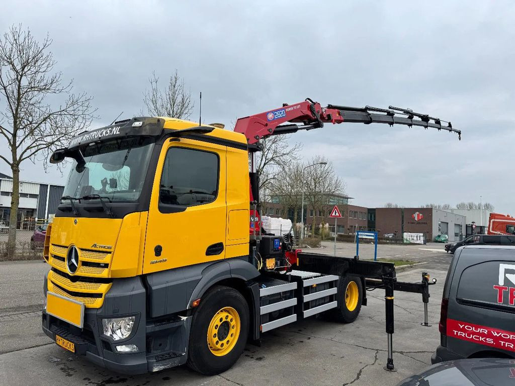 Mercedes-Benz Actros 1845 4X2 - EURO 6 + HMF 2820 + REMOTE + O - Тягач: фото 2 Mercedes-Benz Actros 1845 4X2 - EURO 6 + HMF 2820 + REMOTE + O - Тягач: фото 2