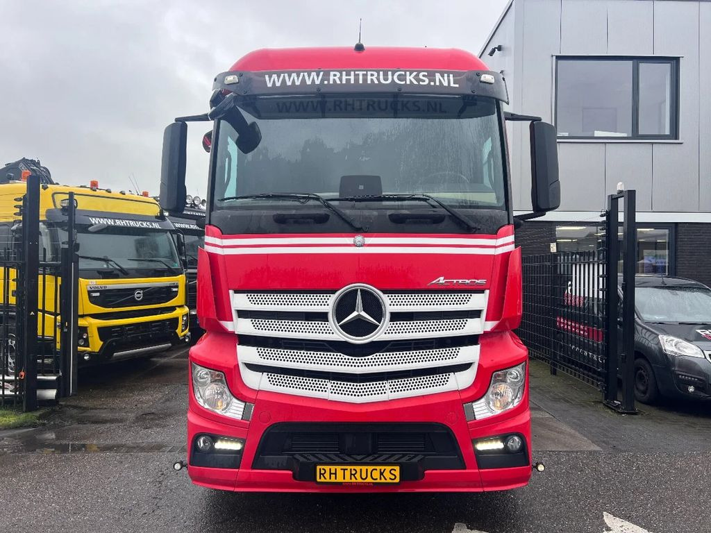 Mercedes-Benz Actros 2546 6X2 EURO 6 LIFT AXLE - Тягач: фото 2 Mercedes-Benz Actros 2546 6X2 EURO 6 LIFT AXLE - Тягач: фото 2