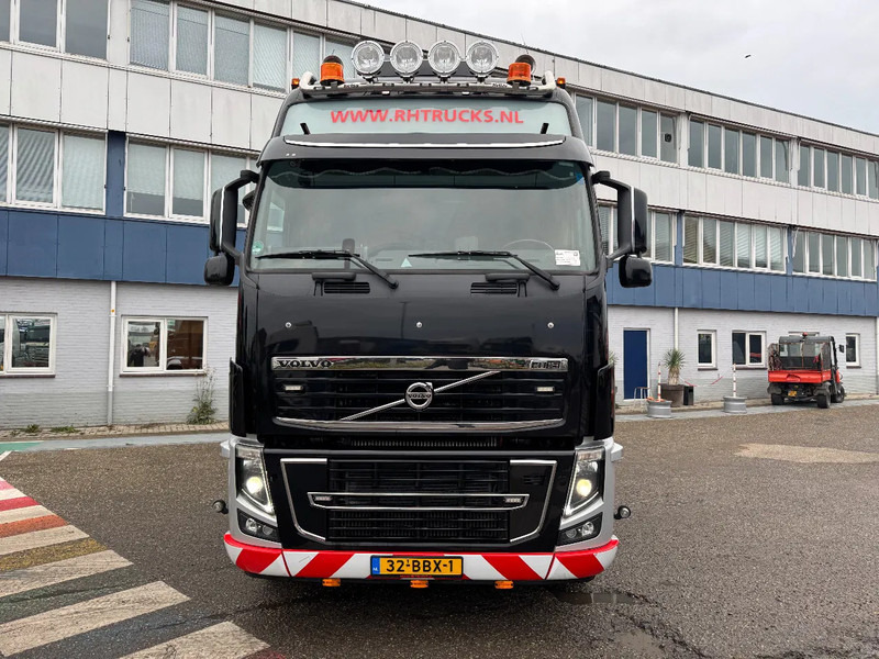 Volvo FH 16.750 8X4 - 160 TON + RETARDER - Тягач: фото 2 Volvo FH 16.750 8X4 - 160 TON + RETARDER - Тягач: фото 2