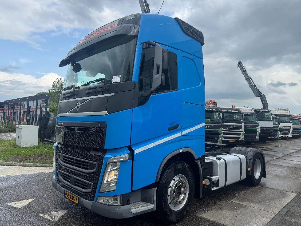 Volvo FH 420 4X2 ADR EURO 6 ALCOA - Тягач: фото 1 Volvo FH 420 4X2 ADR EURO 6 ALCOA - Тягач: фото 1