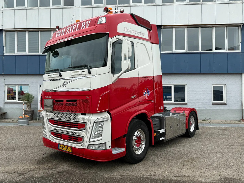Volvo FH 460 4X2 EURO 6 - ADR + I-ParkCool + I-Shift - Тягач: фото 1 Volvo FH 460 4X2 EURO 6 - ADR + I-ParkCool + I-Shift - Тягач: фото 1