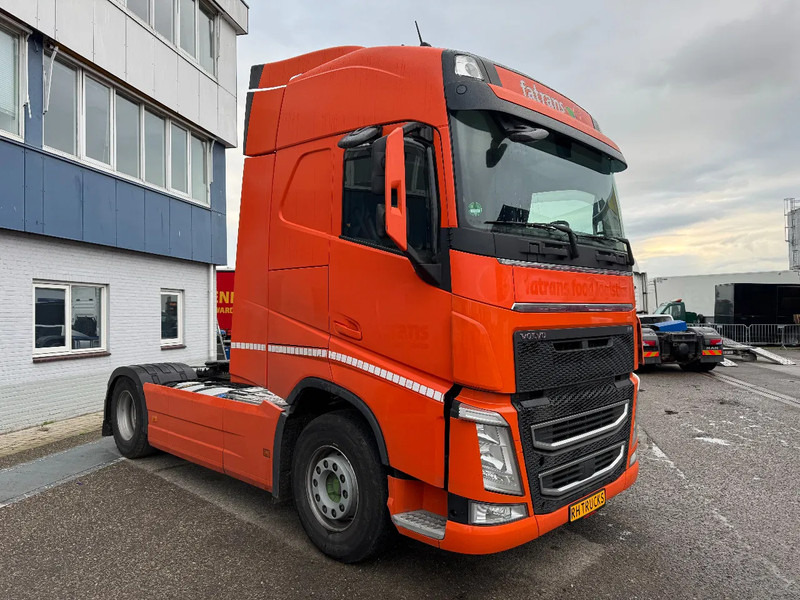 Volvo FH 460 4X2 EURO 6 KB CHASSIS SKIRTS STANDKLIMA - Тягач: фото 3 Volvo FH 460 4X2 EURO 6 KB CHASSIS SKIRTS STANDKLIMA - Тягач: фото 3