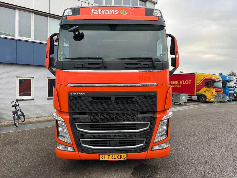 Volvo FH 460 4X2 EURO 6 KB CHASSIS SKIRTS STANDKLIMA - Тягач: фото 2 Volvo FH 460 4X2 EURO 6 KB CHASSIS SKIRTS STANDKLIMA - Тягач: фото 2