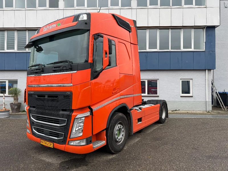 Volvo FH 460 4X2 EURO 6 KB CHASSIS SKIRTS STANDKLIMA - Тягач: фото 1 Volvo FH 460 4X2 EURO 6 KB CHASSIS SKIRTS STANDKLIMA - Тягач: фото 1