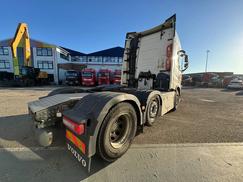 Volvo FH 460 6X2 EURO 6 CHASSIS 2021 STEERING AXLE SKIRTS - Тягач: фото 5 Volvo FH 460 6X2 EURO 6 CHASSIS 2021 STEERING AXLE SKIRTS - Тягач: фото 5
