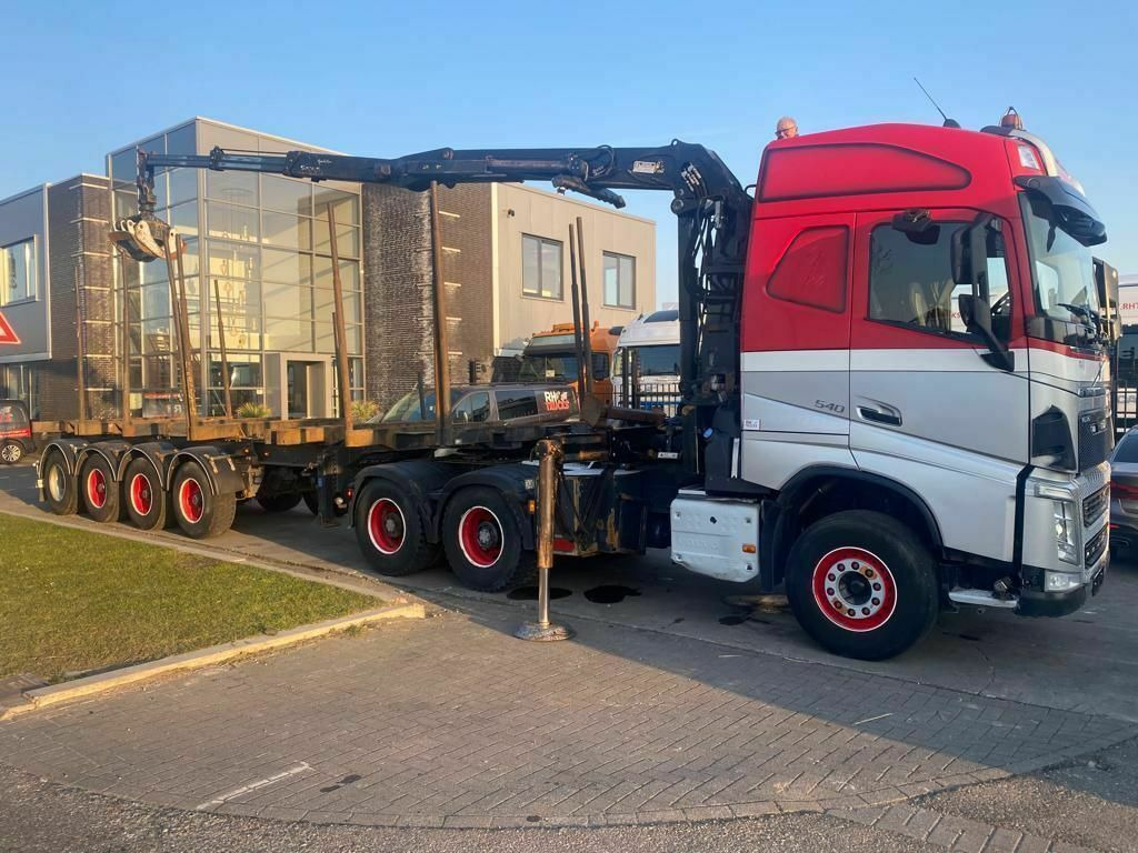 Volvo FH 540 6X4 EURO 6 + EPSILON S260Z96 + TRAILER 4 - Тягач: фото 1 Volvo FH 540 6X4 EURO 6 + EPSILON S260Z96 + TRAILER 4 - Тягач: фото 1