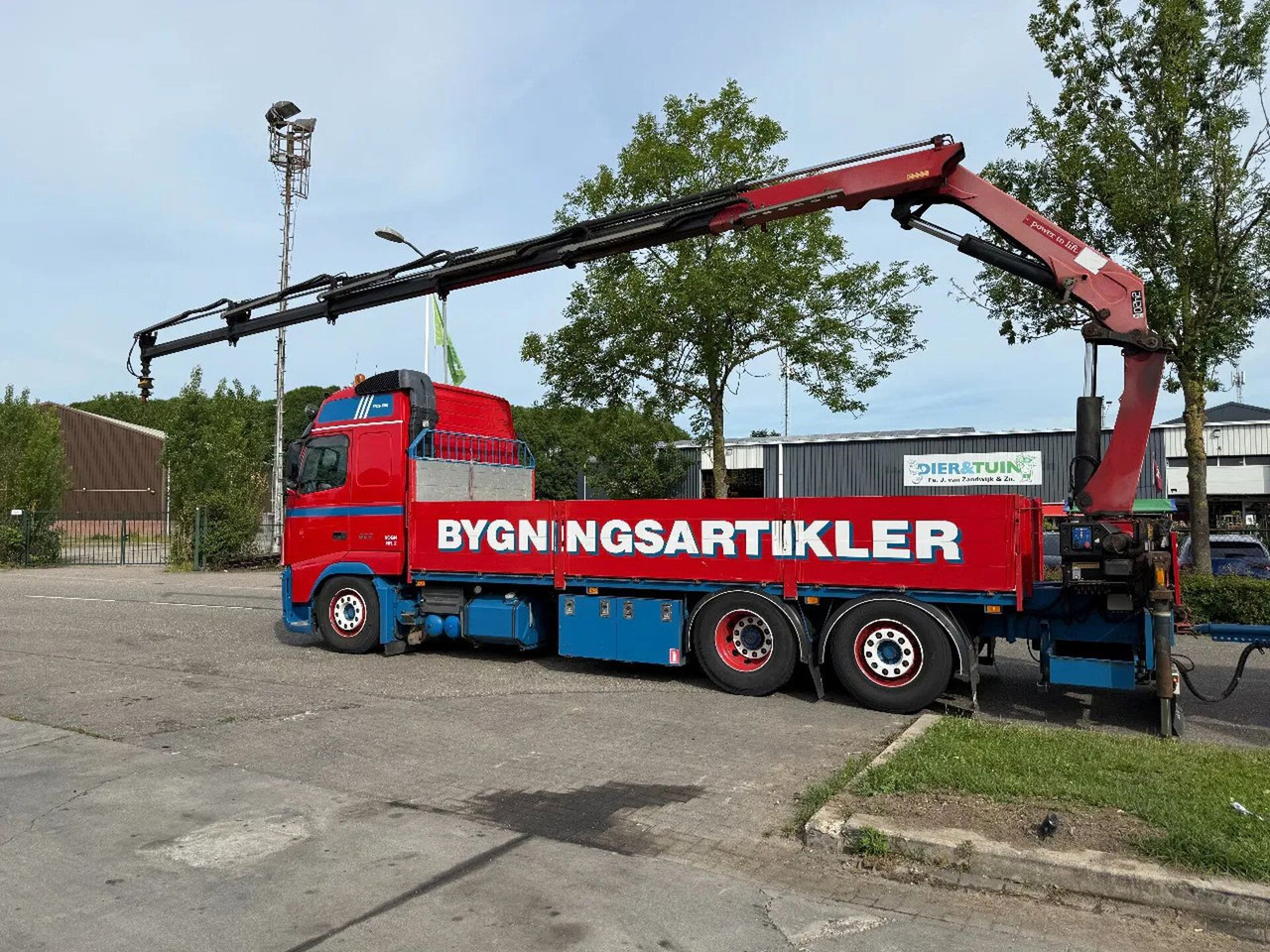 Volvo FH 600 - 6X2 - EURO 5 + HMF 2420 K5 + REMOTE - Бортова вантажівка/ Платформа, Вантажівка з маніпулятором: фото 4 Volvo FH 600 - 6X2 - EURO 5 + HMF 2420 K5 + REMOTE - Бортова вантажівка/ Платформа, Вантажівка з маніпулятором: фото 4