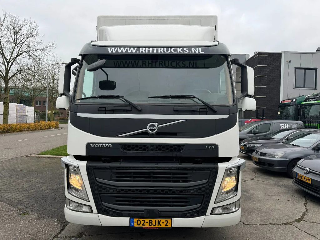 Volvo FM 330 4X2 - EURO 6 + DHOLLANDIA LIFT + ONLY 500 - Вантажівка з закритим кузовом: фото 2 Volvo FM 330 4X2 - EURO 6 + DHOLLANDIA LIFT + ONLY 500 - Вантажівка з закритим кузовом: фото 2