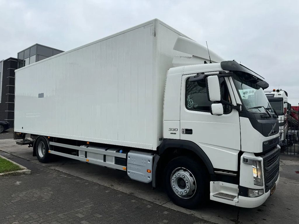 Volvo FM 330 4X2 - EURO 6 + DHOLLANDIA LIFT + ONLY 500 - Вантажівка з закритим кузовом: фото 3 Volvo FM 330 4X2 - EURO 6 + DHOLLANDIA LIFT + ONLY 500 - Вантажівка з закритим кузовом: фото 3