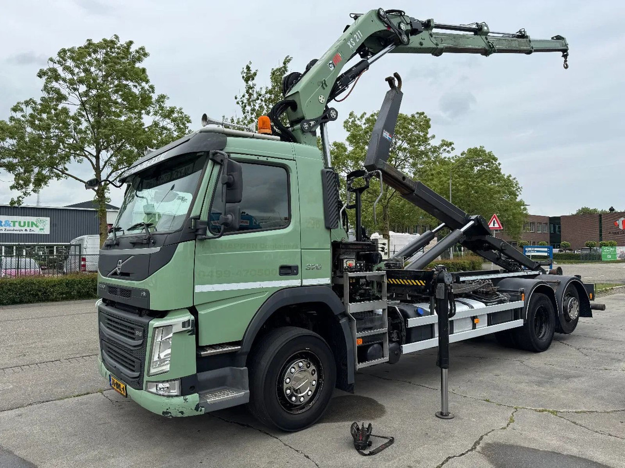 Volvo FM 370 6X2 VDL 21T HOOK + HIAB 211 + REMOTE CONT - Гаковий мультиліфт вантажівка, Вантажівка з маніпулятором: фото 1 Volvo FM 370 6X2 VDL 21T HOOK + HIAB 211 + REMOTE CONT - Гаковий мультиліфт вантажівка, Вантажівка з маніпулятором: фото 1