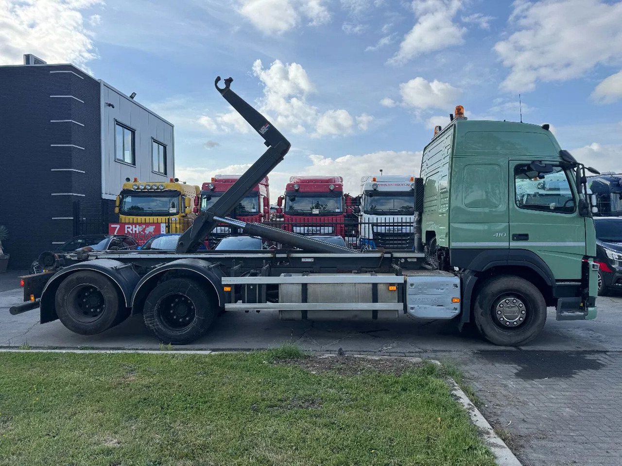 Volvo FM 410 6X2 EURO 6 VDL 21T HOOK - Гаковий мультиліфт вантажівка: фото 3 Volvo FM 410 6X2 EURO 6 VDL 21T HOOK - Гаковий мультиліфт вантажівка: фото 3