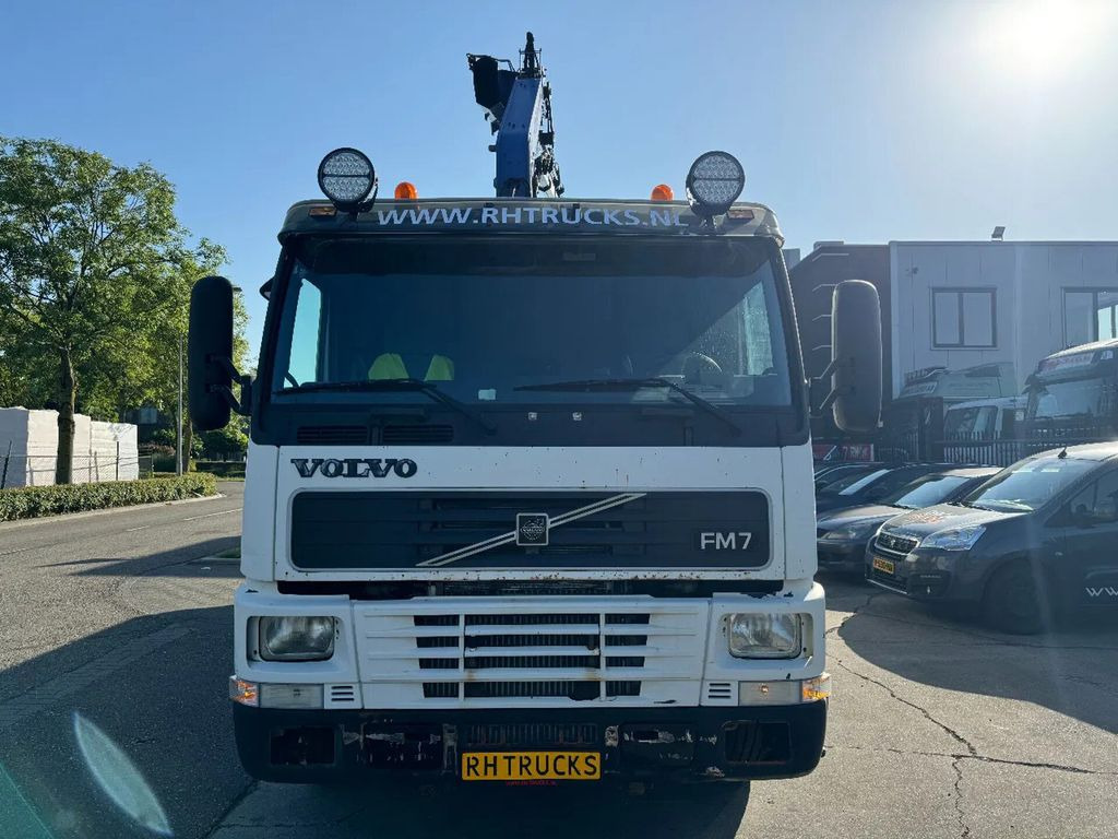 Volvo FM 7.290 4X2 EURO 2 + PM 22SP5 + REMOTE CONTROL - Бортова вантажівка/ Платформа, Вантажівка з маніпулятором: фото 2 Volvo FM 7.290 4X2 EURO 2 + PM 22SP5 + REMOTE CONTROL - Бортова вантажівка/ Платформа, Вантажівка з маніпулятором: фото 2