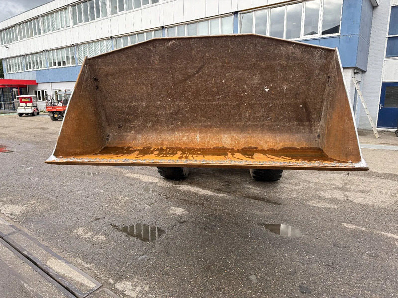 Volvo L120H, CE, 8314 UUR + CDC-STEERING - Колісний навантажувач: фото 4 Volvo L120H, CE, 8314 UUR + CDC-STEERING - Колісний навантажувач: фото 4